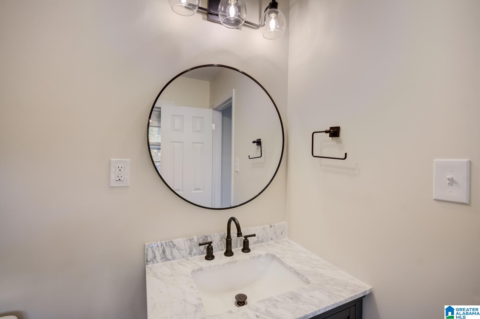 3701 Forest Run Road Birmingham, AL 35223 - Photo 27 of 38