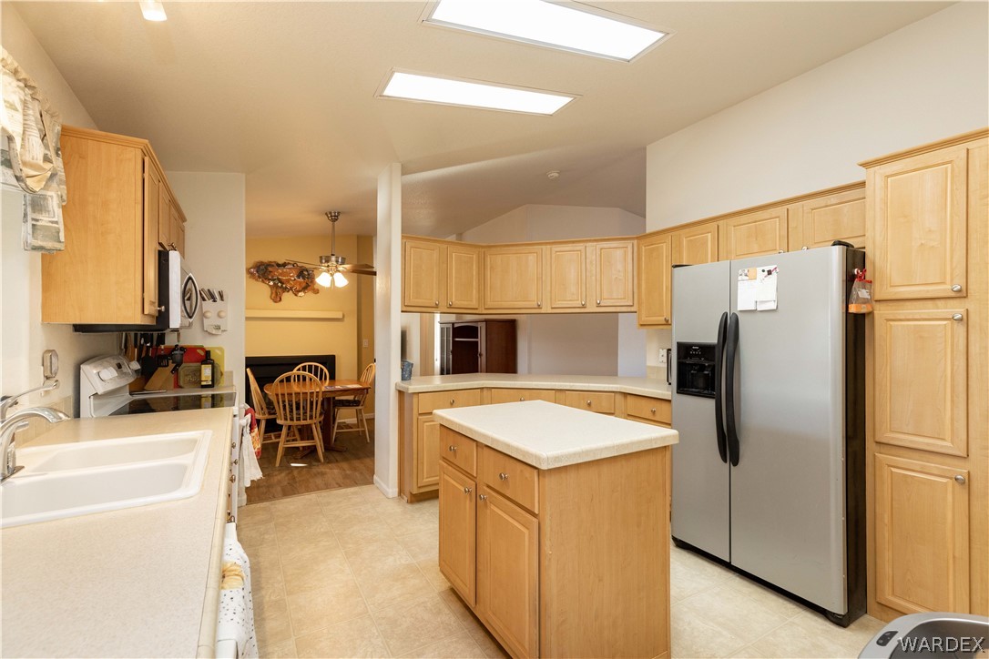 4102 Cibola Road Golden Valley, AZ 86413 - Photo 16 of 71