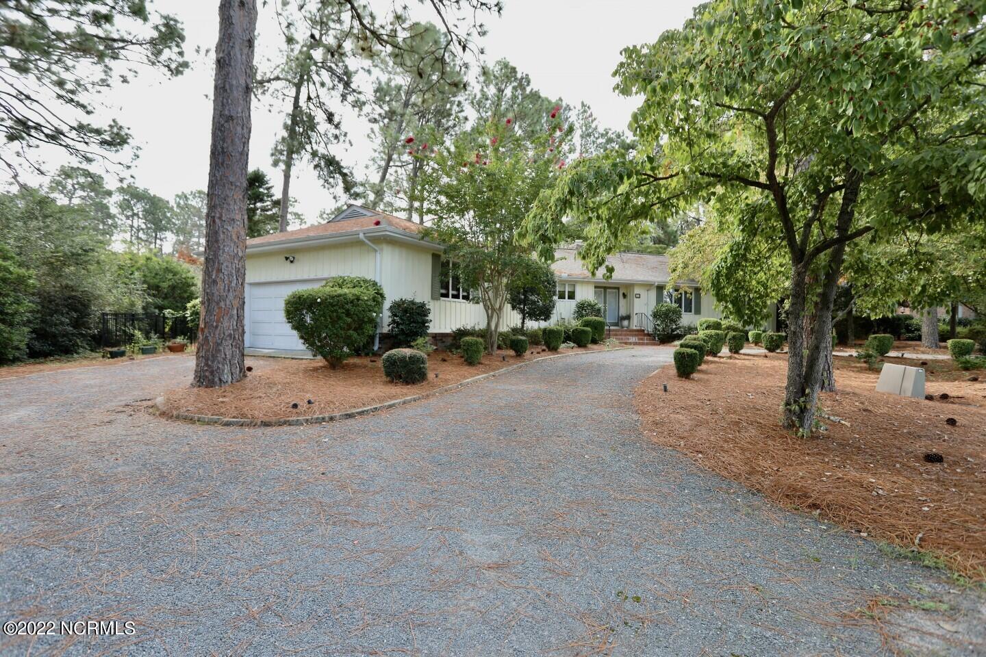 130 Thunderbird Lane Pinehurst, NC 28374 - Photo 2 of 52 1662742592278
