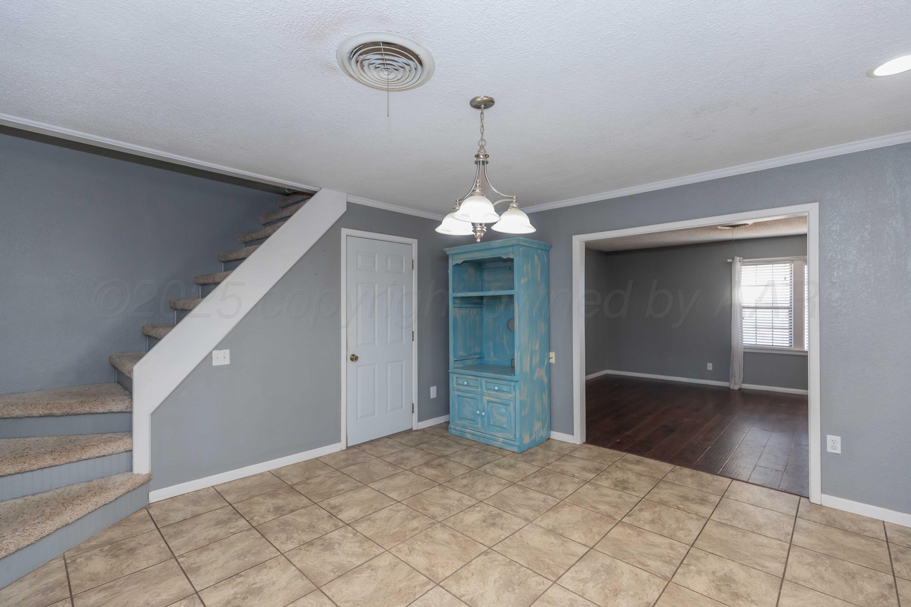 1209 South Main Street Shamrock, TX 79079 - Photo 14 of 45 DINING VIEW 4
