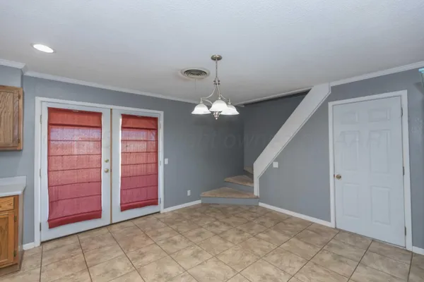 $179,900 | 1209 South Main Street, Shamrock, TX 79079