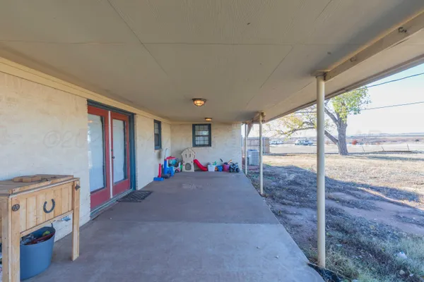 $179,900 | 1209 South Main Street, Shamrock, TX 79079