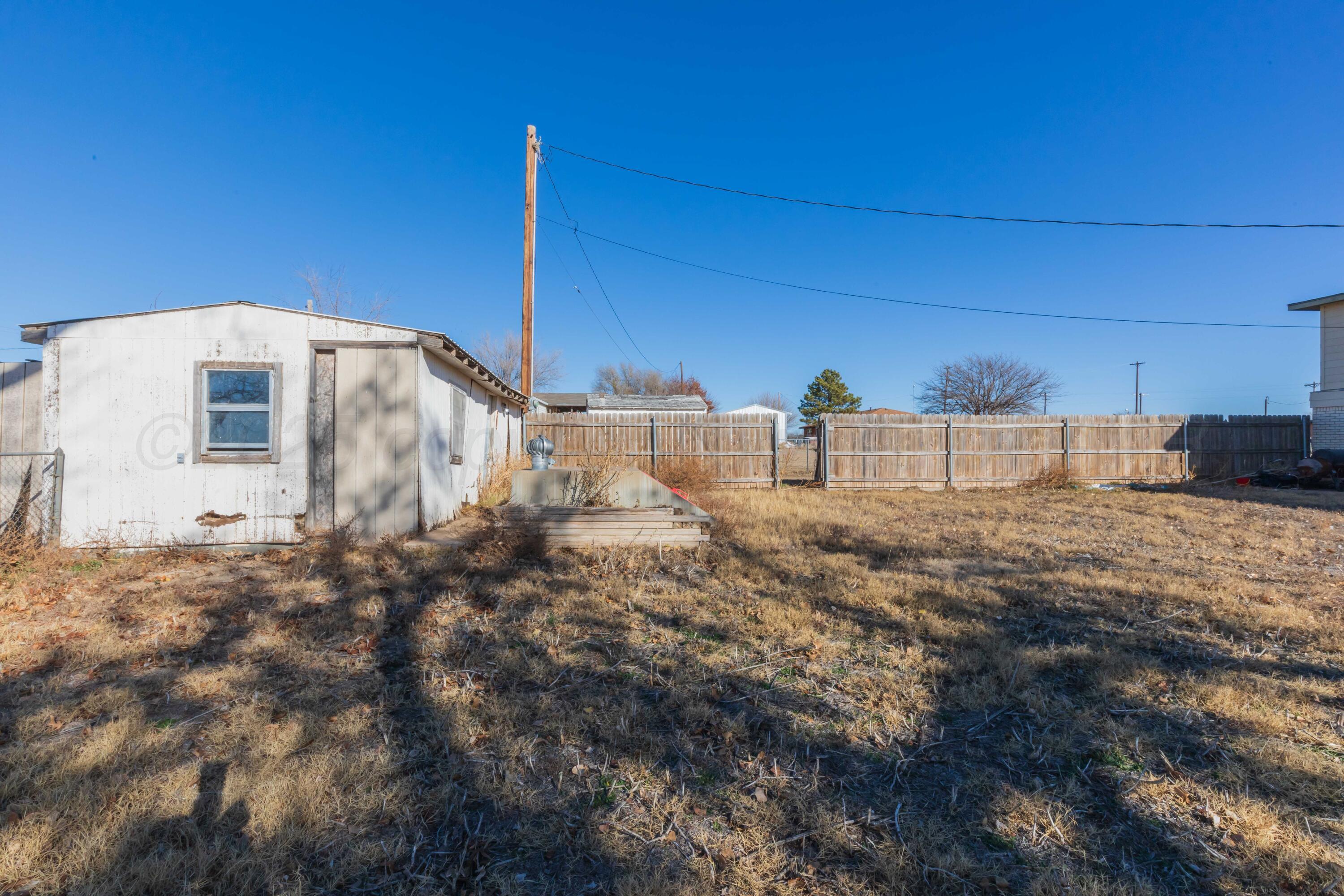 1209 South Main Street Shamrock, TX 79079 - Photo 45 of 45 BACKYARD VIEW 3