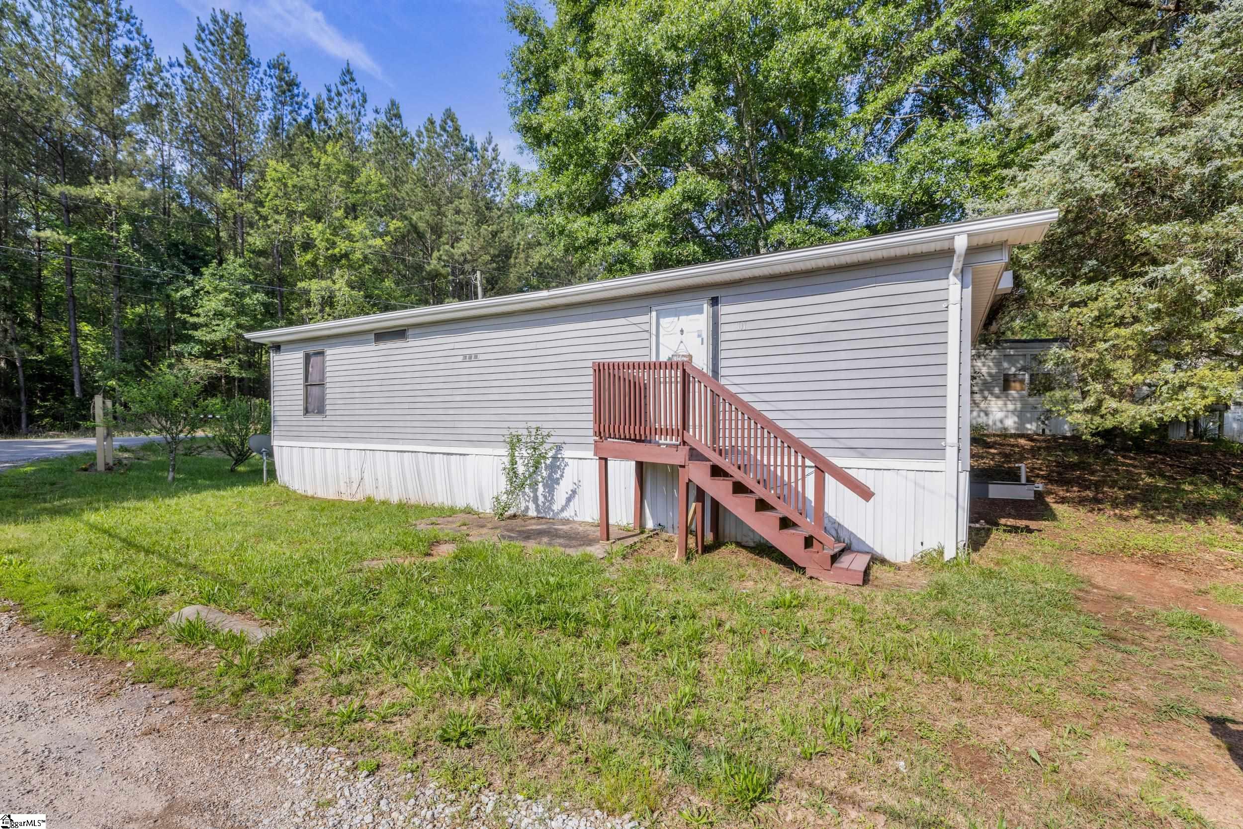 100 Stardust Trail Liberty, SC 29657 - Photo 3 of 26