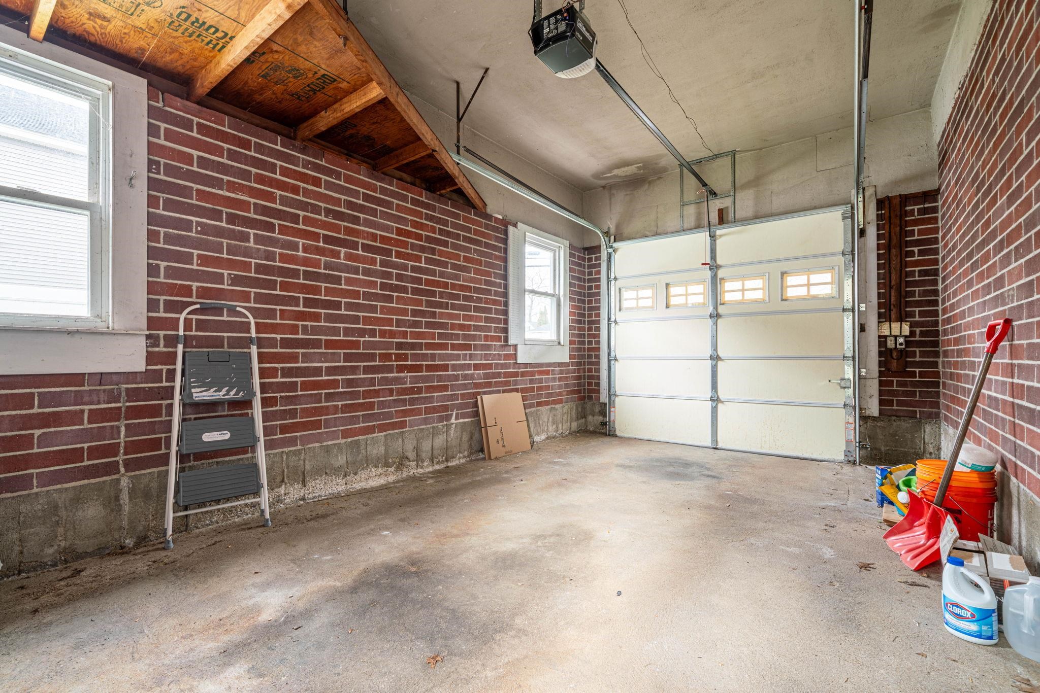 170 Goffstown Road Manchester, NH 03102 - Photo 28 of 37 Gallery Image 28