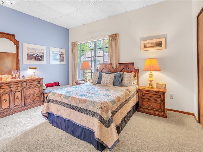 13775 Southwest Scholls Ferry Road, Unit 107 Beaverton, OR 97008 - Photo 20 of 35 Gallery Image 20