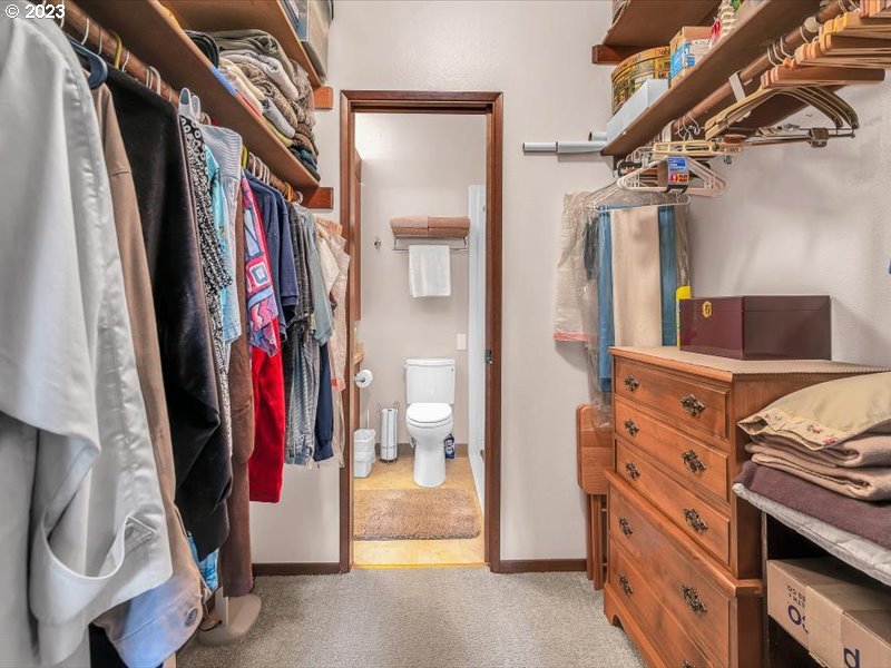 13775 Southwest Scholls Ferry Road, Unit 107 Beaverton, OR 97008 - Photo 21 of 35 Gallery Image 21