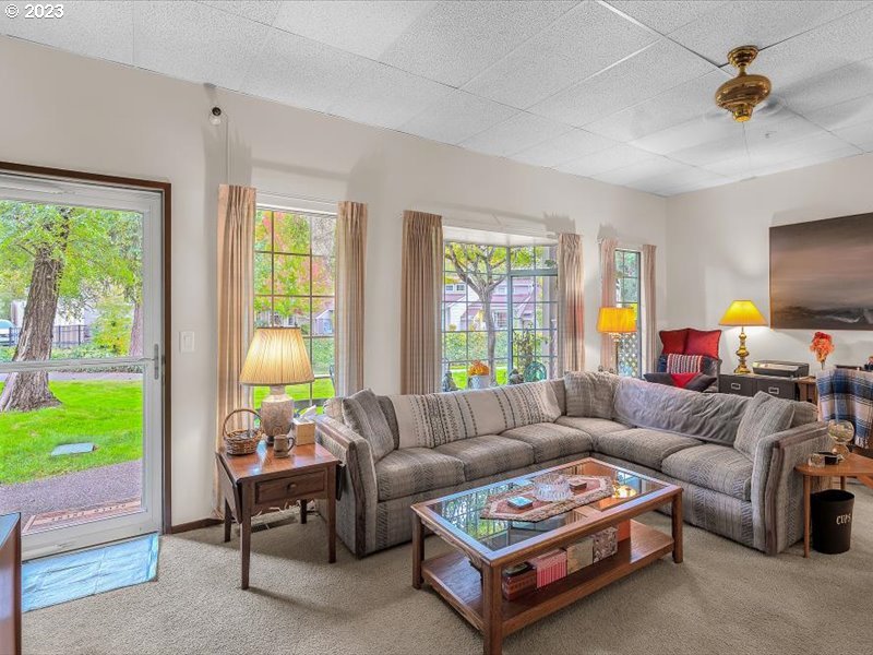 13775 Southwest Scholls Ferry Road, Unit 107 Beaverton, OR 97008 - Photo 7 of 35 Gallery Image 7