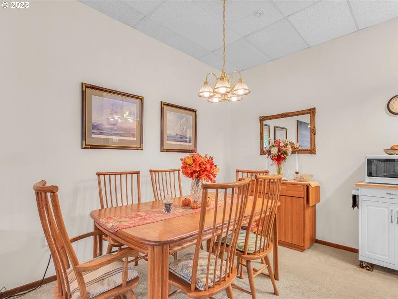 13775 Southwest Scholls Ferry Road, Unit 107 Beaverton, OR 97008 - Photo 10 of 35 Gallery Image 10