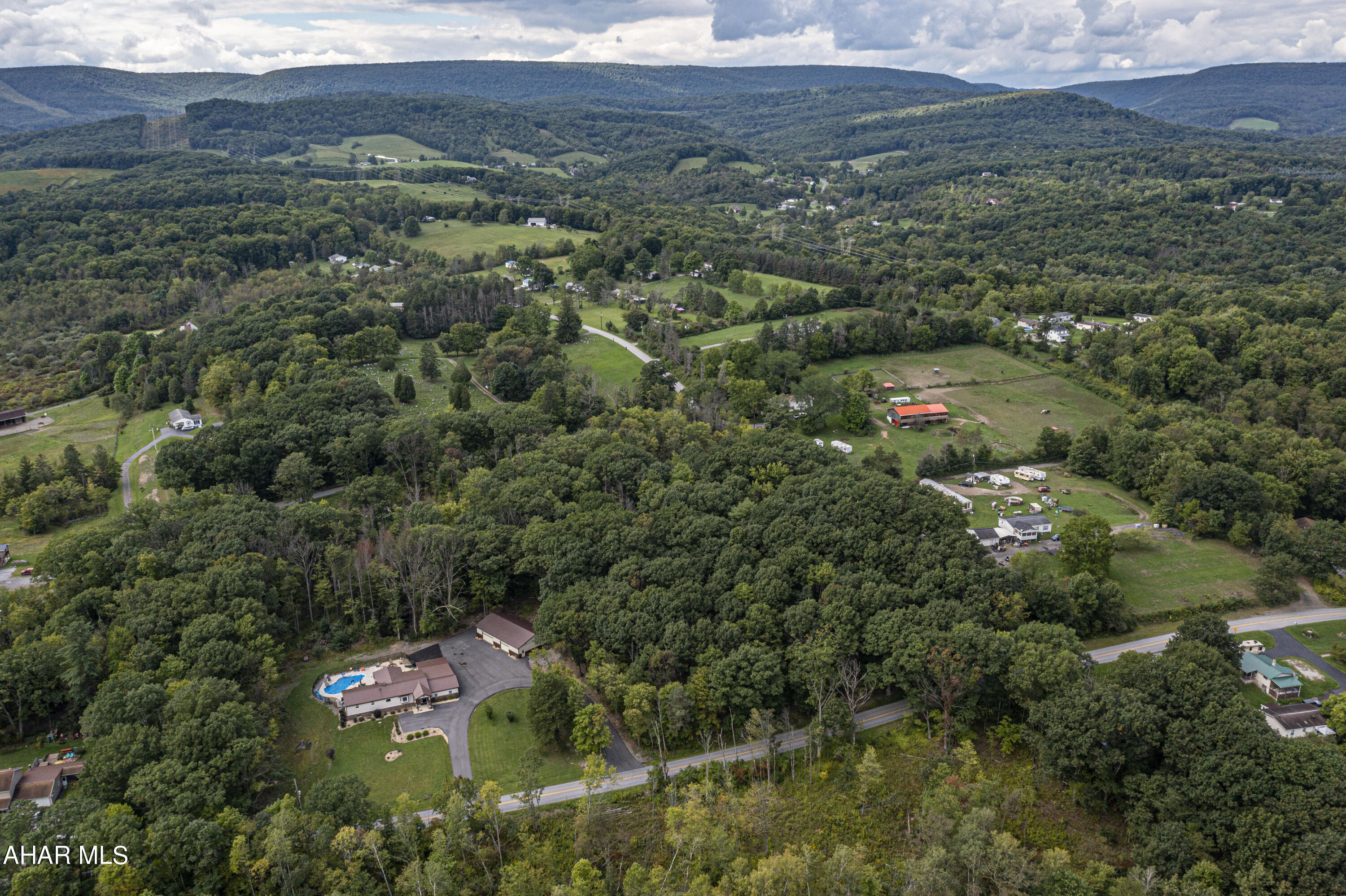 2135-t-485 2135-t-485 Antis Road Altoona, PA 16601 - Photo 7 of 8