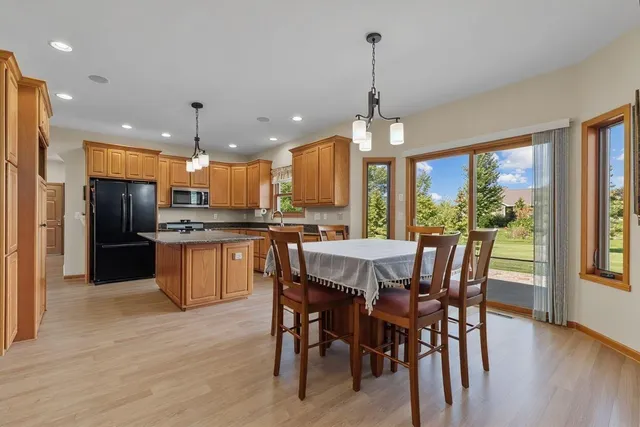 $739,000 | W5071 Cherrywood Court, Sherwood, WI 54169