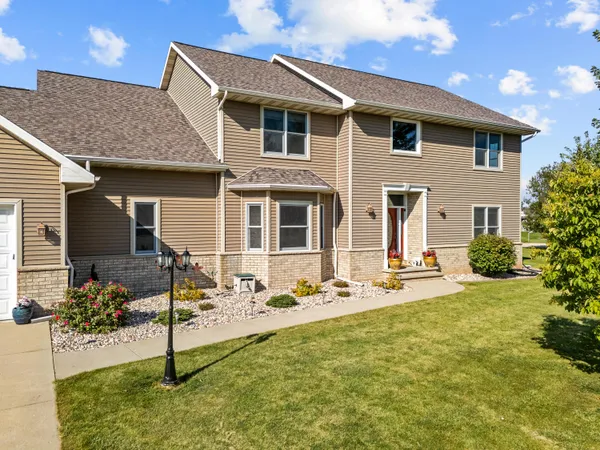 $729,900 | W5071 Cherrywood Court, Sherwood, WI 54169