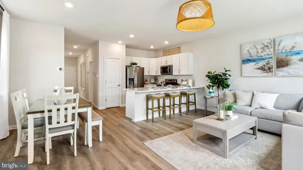 $363,490 | 270 Hermosa Drive, Egg Harbor Township, NJ 08234
