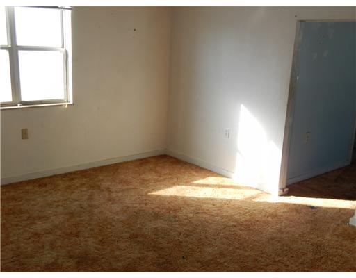 217 North Thompson Avenue Springfield, OH 45504 - Photo 5 of 7