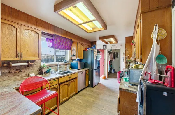 a very nice looking room with many windows