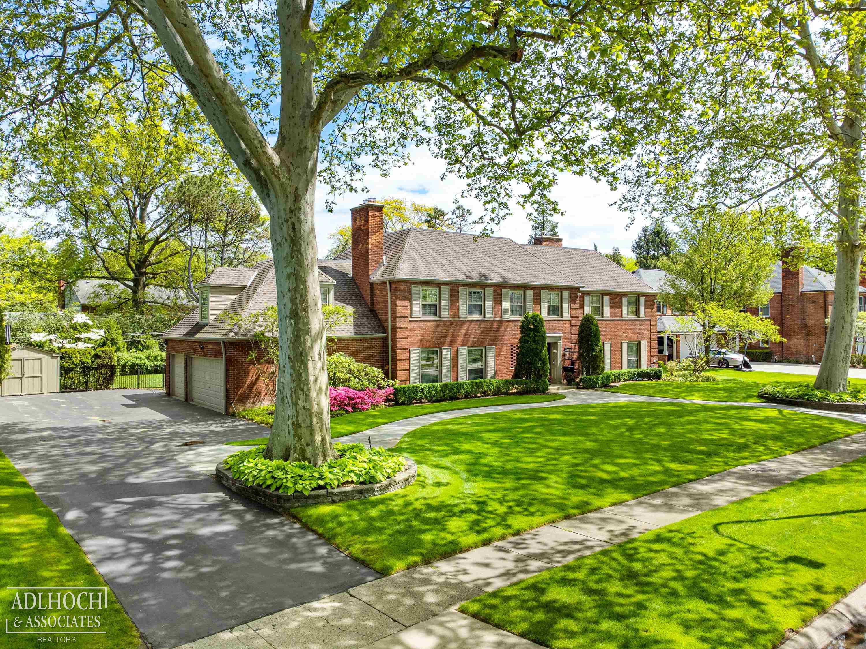 80 South Deeplands Road Grosse Pointe, MI 48236 - Photo 3 of 74 50142132-729deceb-52de-4a80-af59-eaa4c0516184.JPG