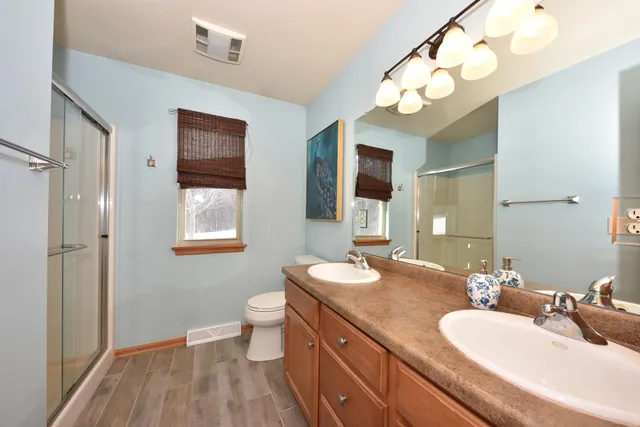 $582,000 | 431 Thurow Drive, Oconomowoc, WI 53066