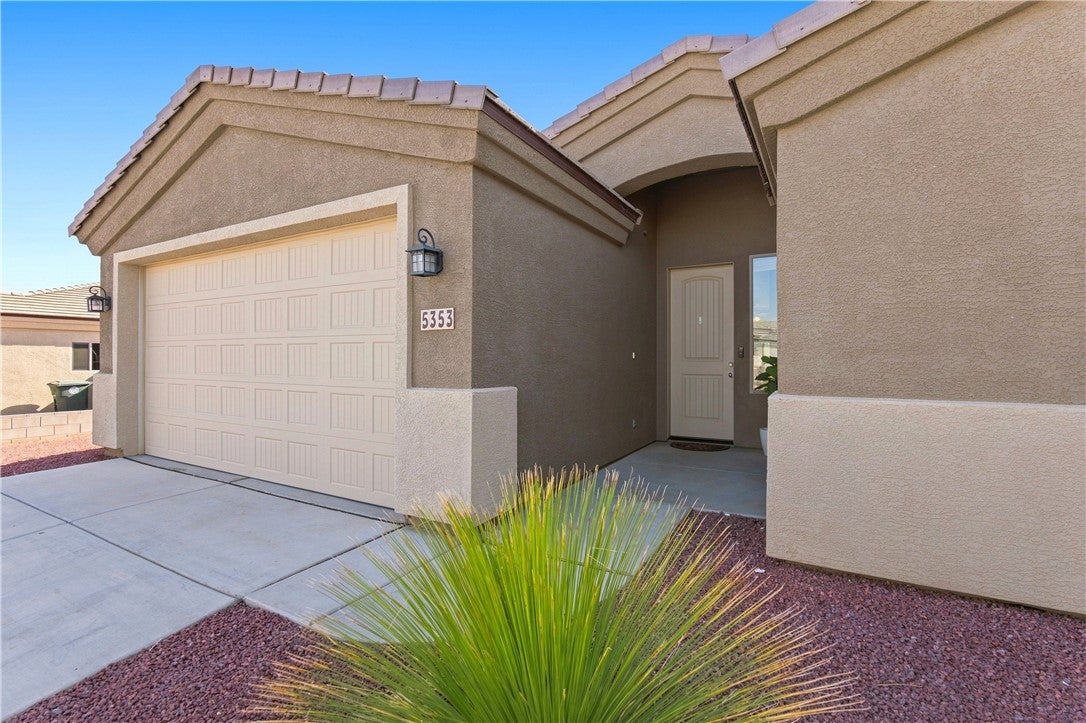 5353 Eagle View Road Kingman, AZ 86409 - Photo 4 of 66 Gallery Image 4