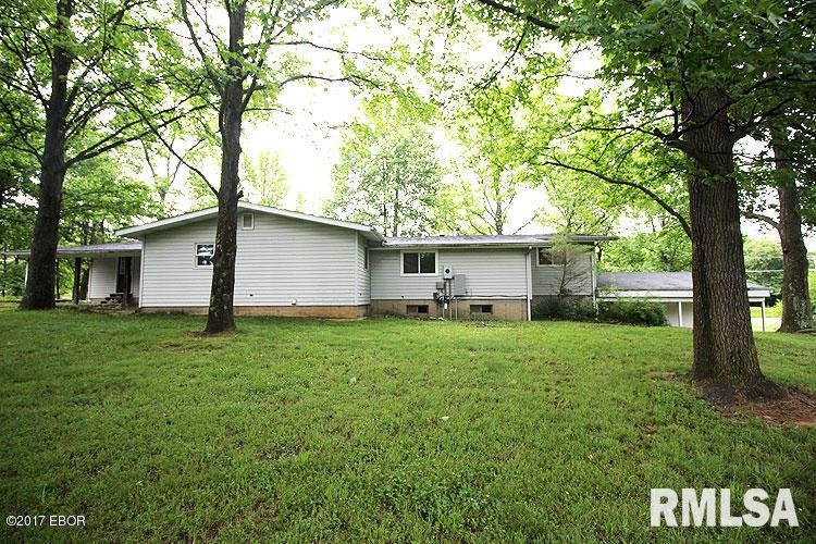 17603 East Fairfield Road Mount Vernon, IL 62864 - Photo 5 of 29 Gallery Image 5