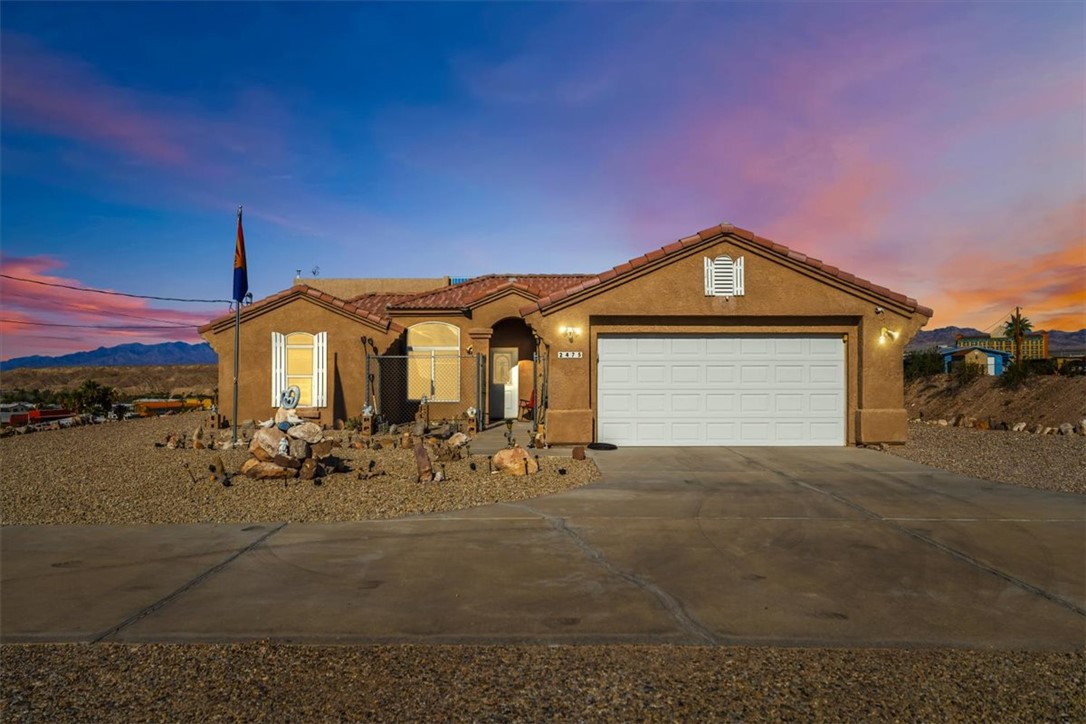 2475 Ripple Drive Bullhead City, AZ 86429 - Photo 2 of 63