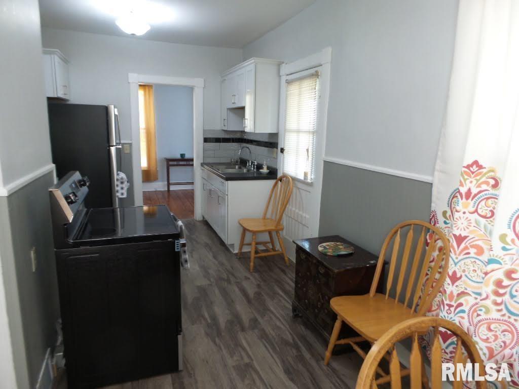 522 North 5th Street Chillicothe, IL 61523 - Photo 9 of 27