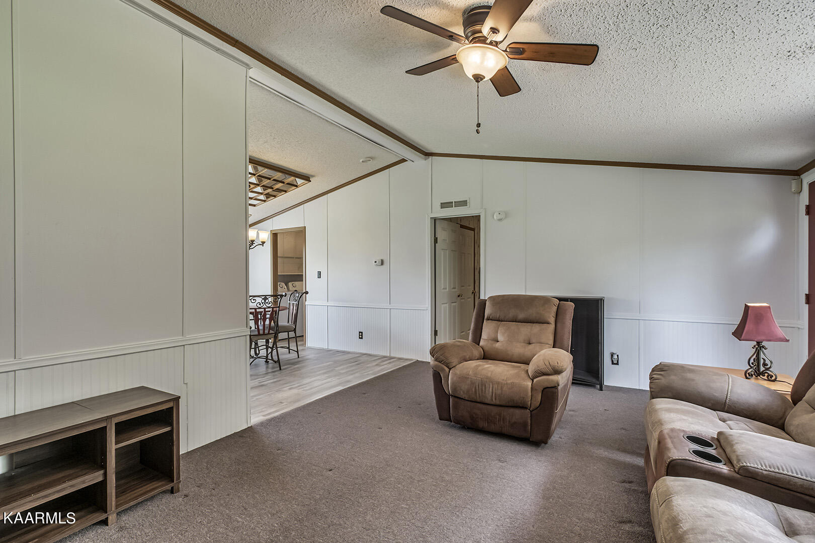 511 South Judd Road Decatur, TN 37322 - Photo 11 of 53 11_JuddLane_511_Living04