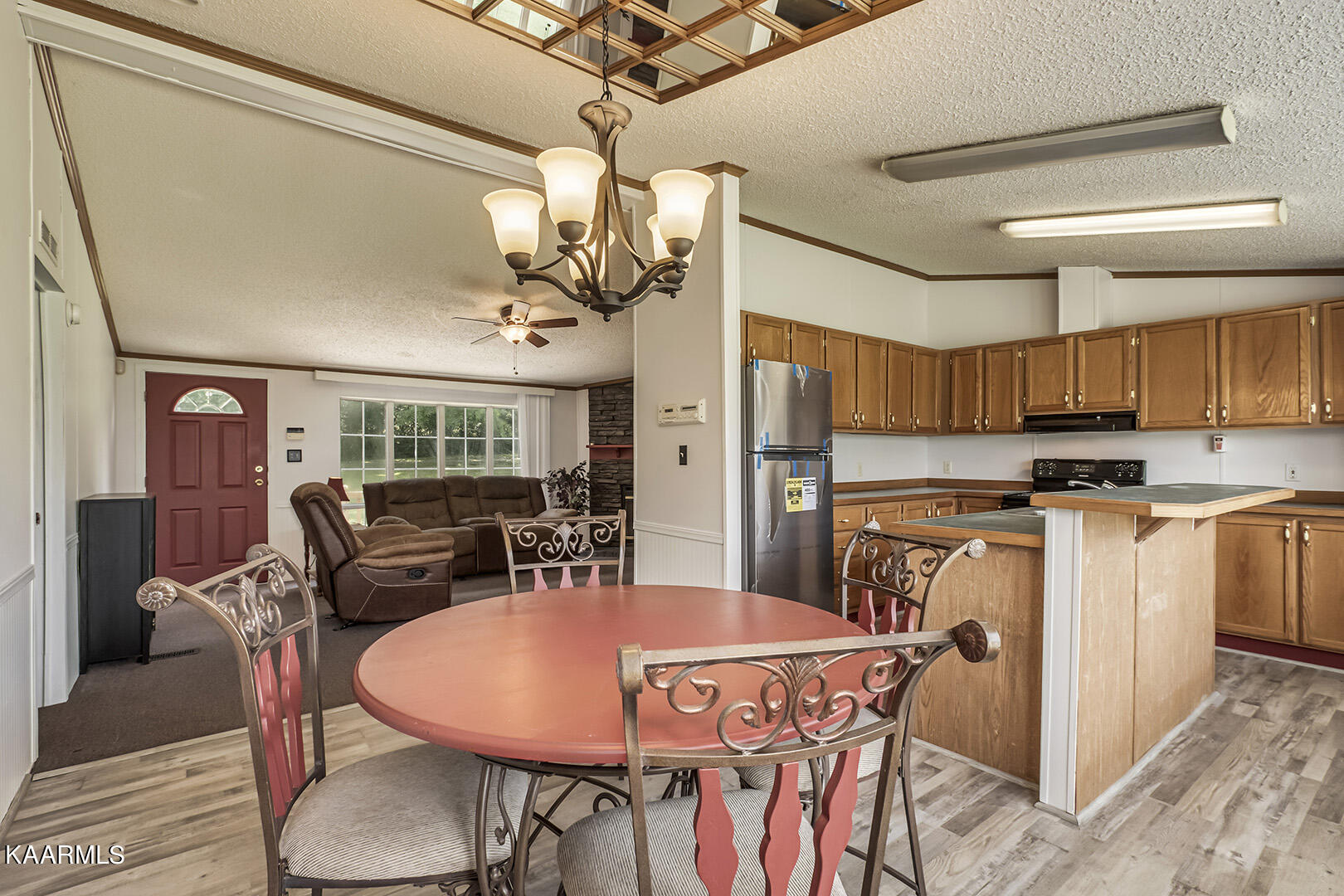 511 South Judd Road Decatur, TN 37322 - Photo 14 of 53 14_JuddLane_511_Dining03