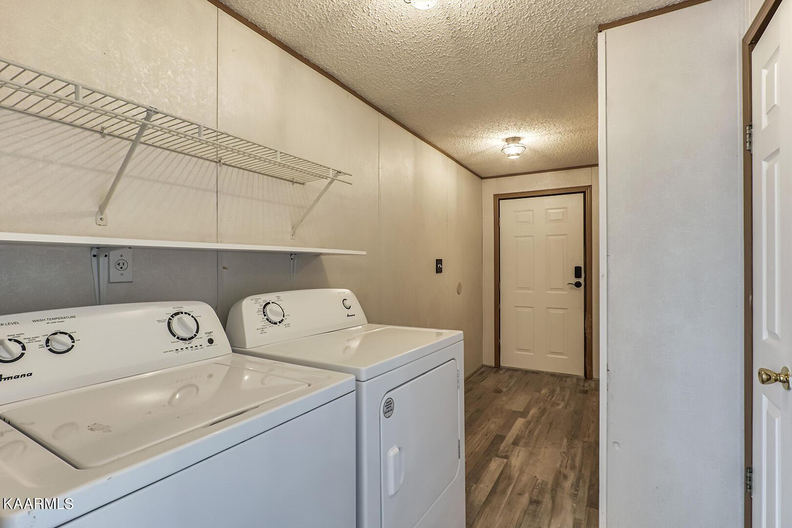 511 South Judd Road Decatur, TN 37322 - Photo 19 of 53 20_JuddLane_511_Laundry01