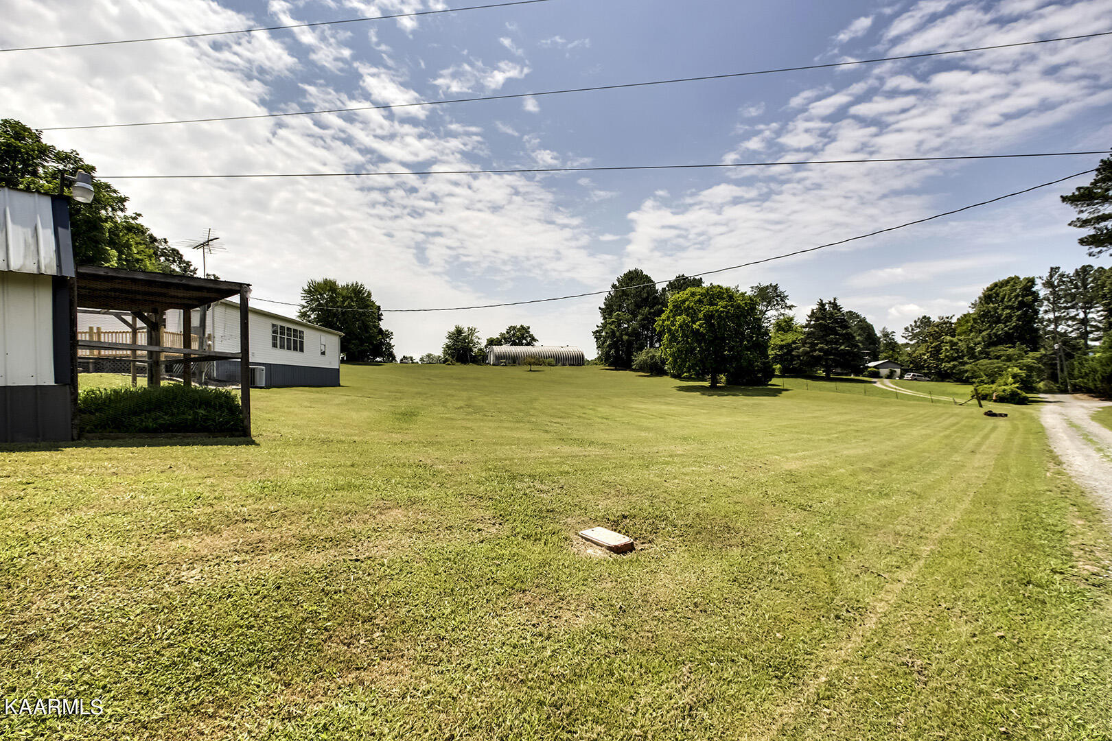 511 South Judd Road Decatur, TN 37322 - Photo 42 of 53 43_JuddLane_511_Backyard01