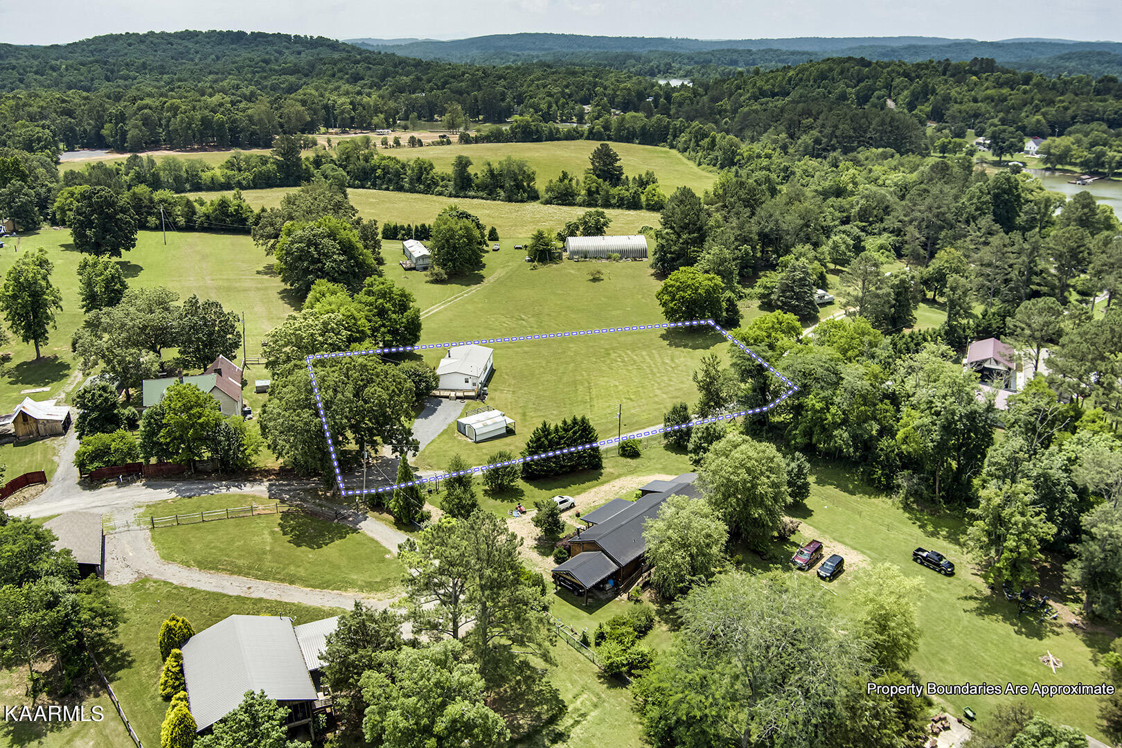 511 South Judd Road Decatur, TN 37322 - Photo 51 of 53 52_JuddLane_511_Birdseye_SE