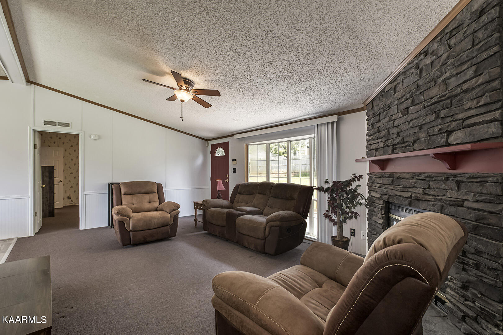 511 South Judd Road Decatur, TN 37322 - Photo 10 of 53 10_JuddLane_511_Living03