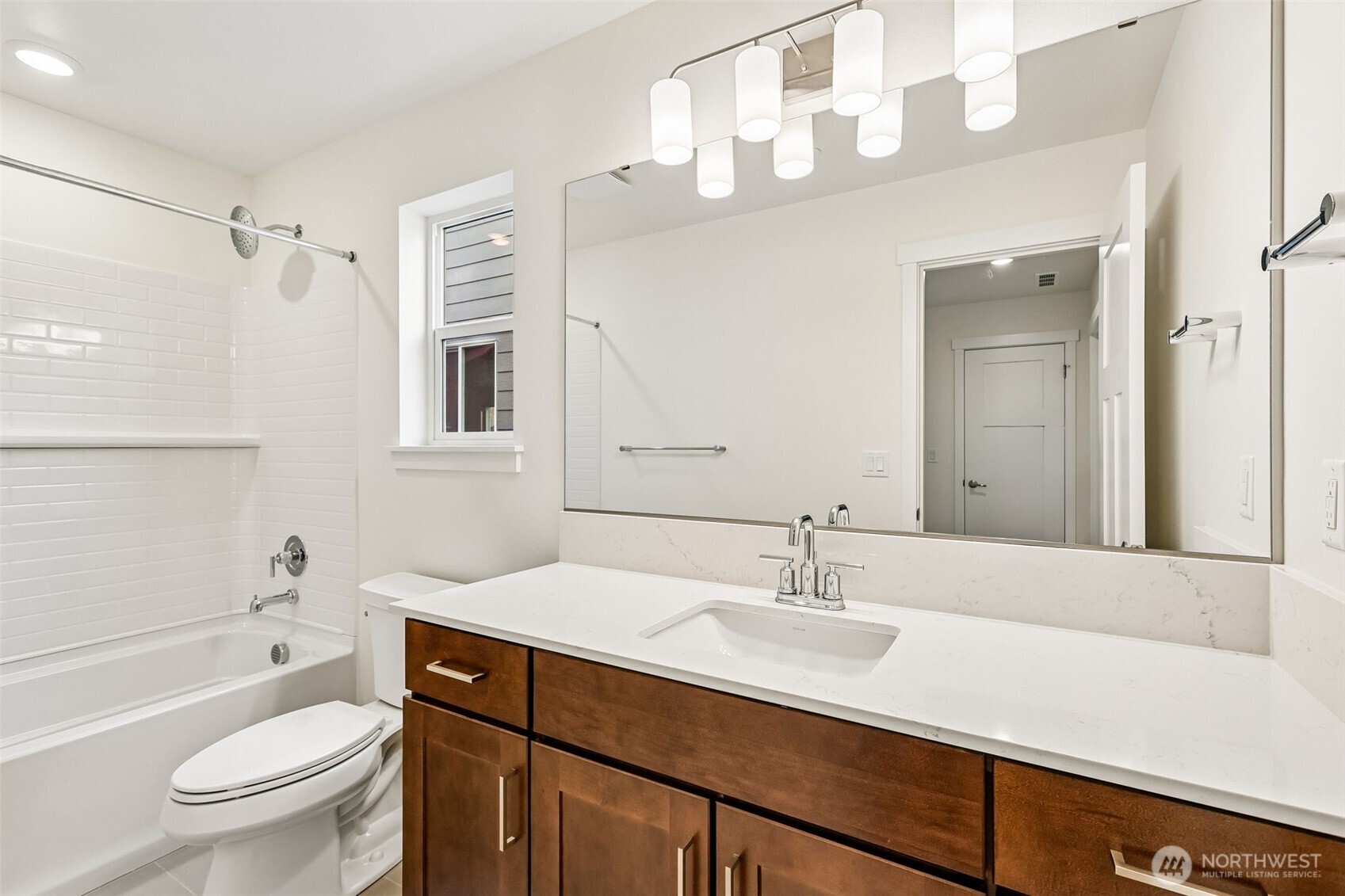 24323 13 Avenue Southeast, Unit CR20 Bothell, WA 98021 - Photo 34 of 39