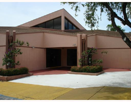 8310 Sands Point Boulevard, Unit 103L Tamarac, FL 33321 - Photo 9 of 12 Main Conference Room