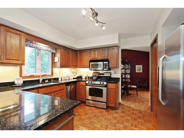 1061 South Ridge Road Lake Forest, IL 60045 - Photo 4 of 22