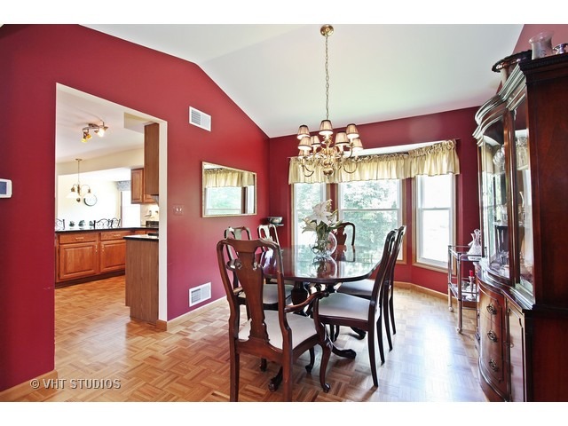1061 South Ridge Road Lake Forest, IL 60045 - Photo 8 of 22