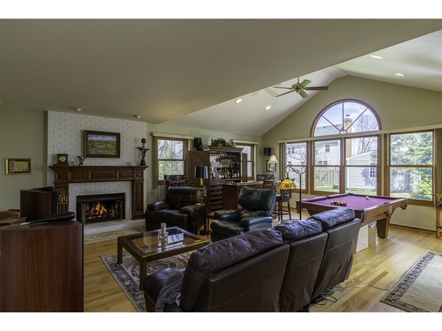 1061 South Ridge Road Lake Forest, IL 60045 - Photo 10 of 22