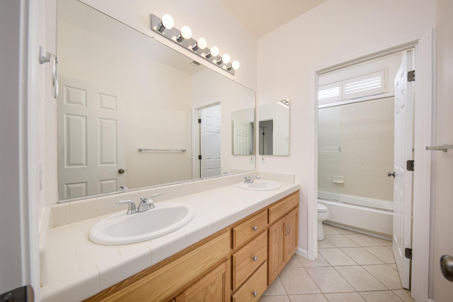 1705 Avignon Lane Modesto, CA 95356 - Photo 42 of 87