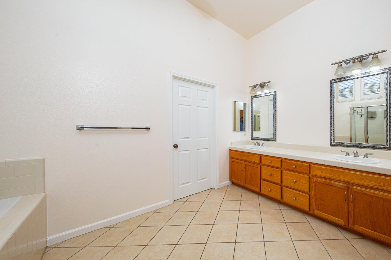 1705 Avignon Lane Modesto, CA 95356 - Photo 55 of 87