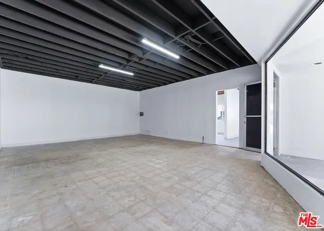 $5,195,000 | 2029 Harbor Boulevard, Costa Mesa, CA 92627