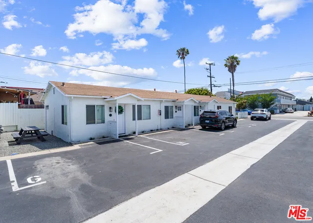 a car parked in front of a building