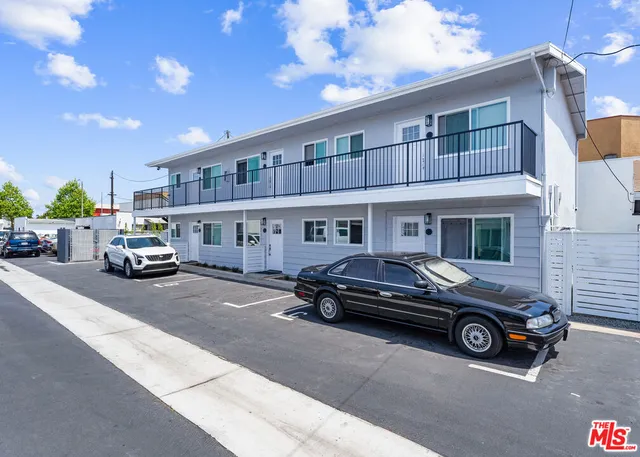 a car parked in front of a building