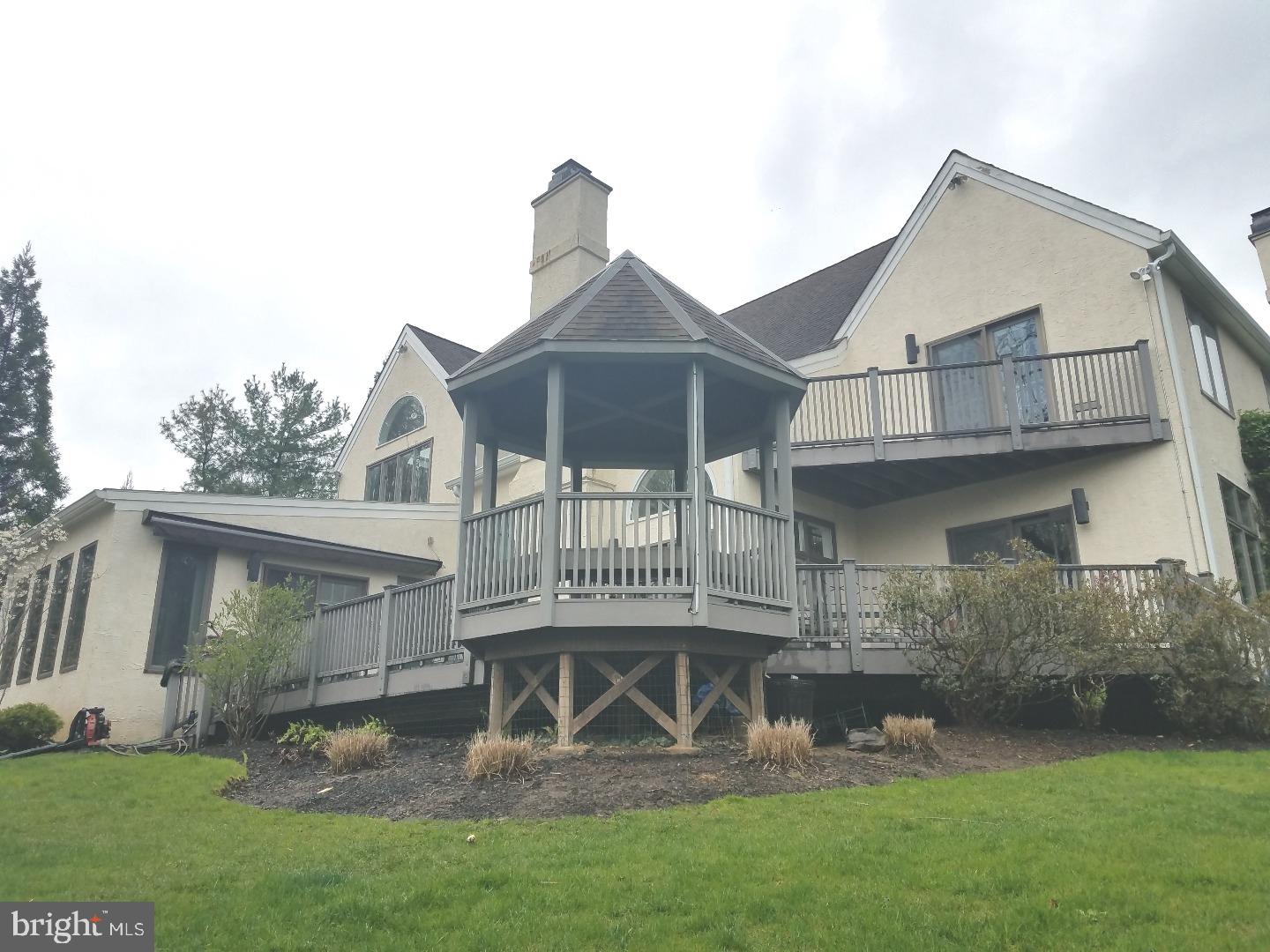 5 Biddlewoods Road Wyndmoor, PA 19038 - Photo 4 of 25 Exterior Back