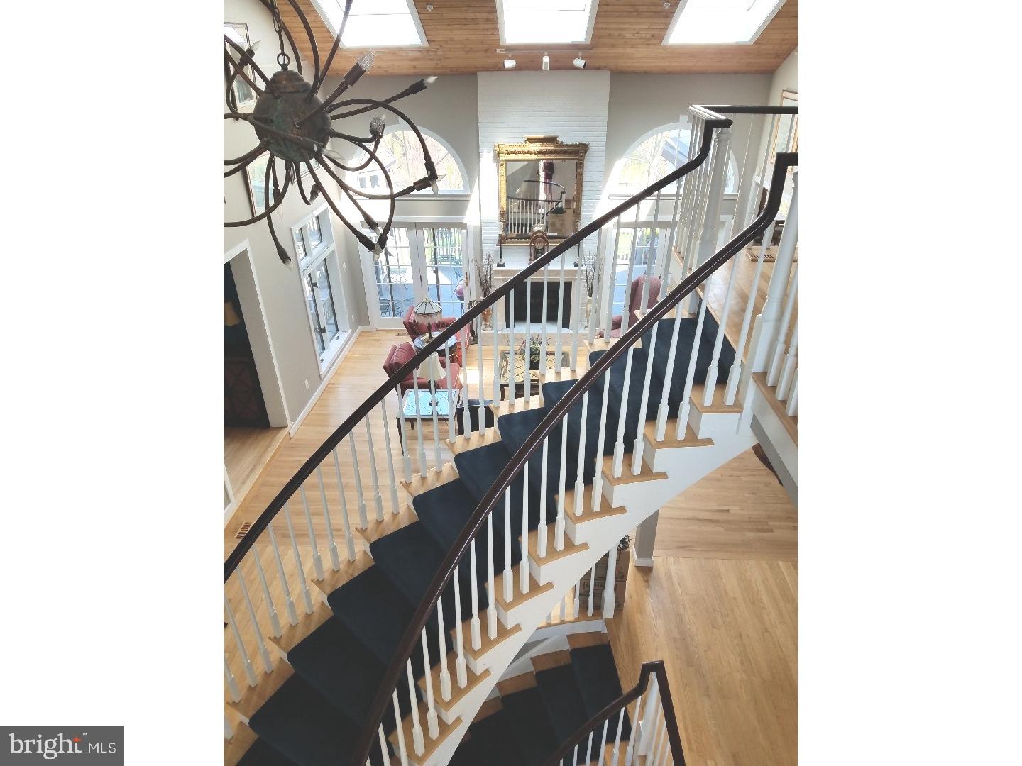 5 Biddlewoods Road Wyndmoor, PA 19038 - Photo 9 of 25 Foyer