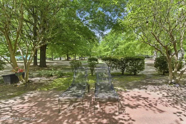 $285,000 | 601 Court Street, Unit 200, Hattiesburg, MS 39401