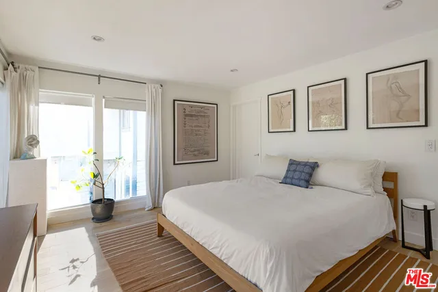 $1,449,000 | 1530 Allesandro Street, Los Angeles, CA 90026