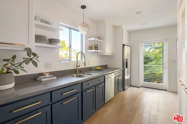 $1,449,000 | 1530 Allesandro Street, Los Angeles, CA 90026