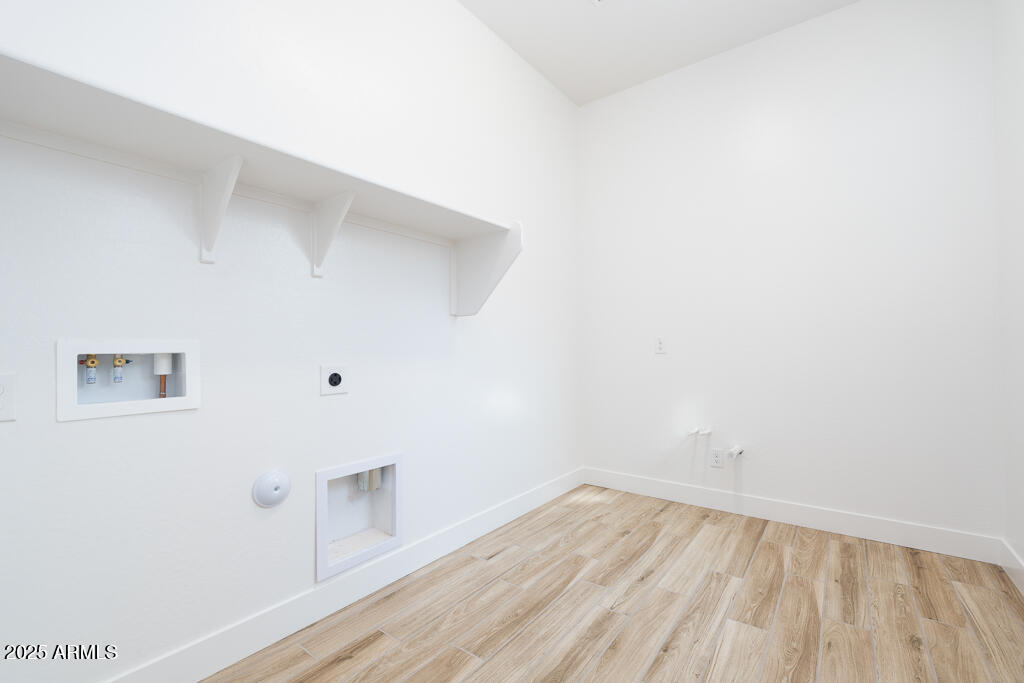 852 Golden Ore Pass Apache Junction, AZ 85120 - Photo 19 of 36 Tri Pointe Blossom Rock 490 - Laundry-1M