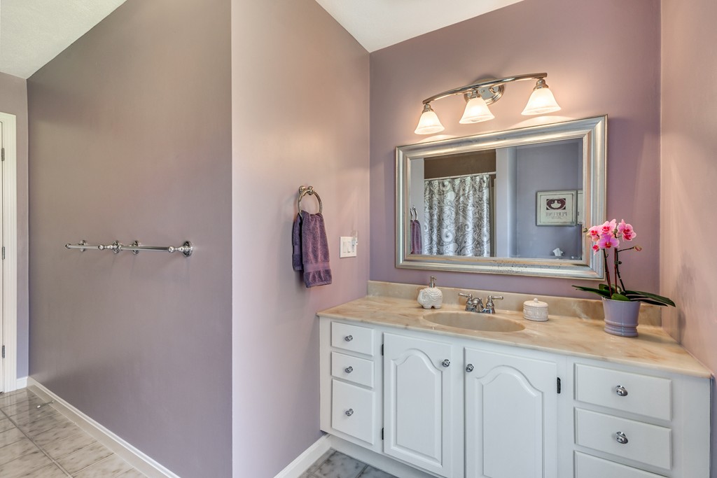 52 Jenkins Road Andover, MA 01810 - Photo 25 of 29 Gallery Image 25