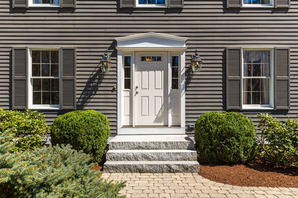 52 Jenkins Road Andover, MA 01810 - Photo 4 of 29 Gallery Image 4