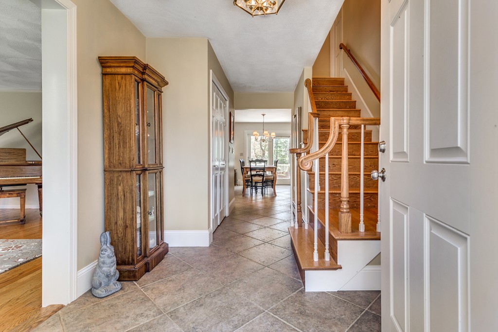 52 Jenkins Road Andover, MA 01810 - Photo 5 of 29 Gallery Image 5